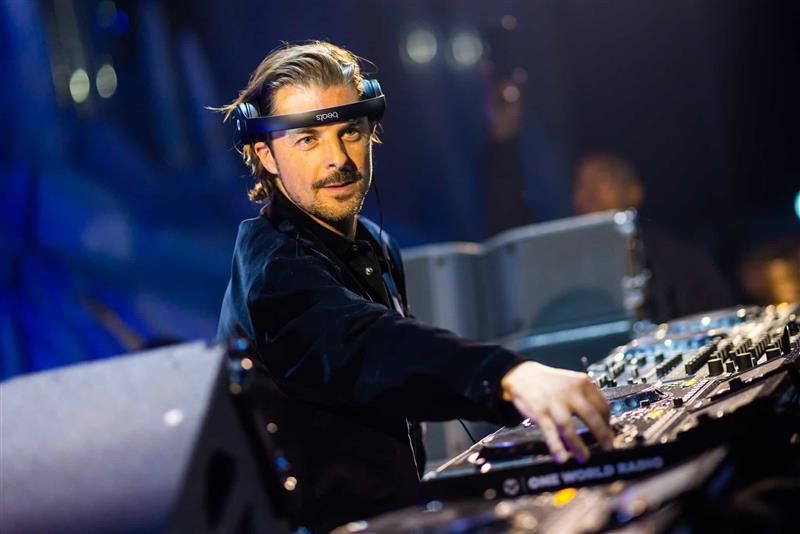 Axwell_photo